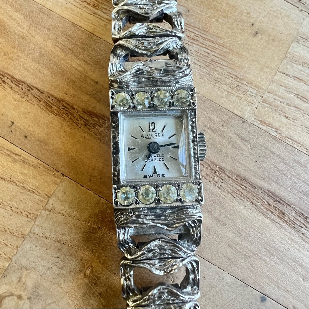 Vintage Alvarex ladies 925 Sterling silver cocktail mechanical watch 17 jewels